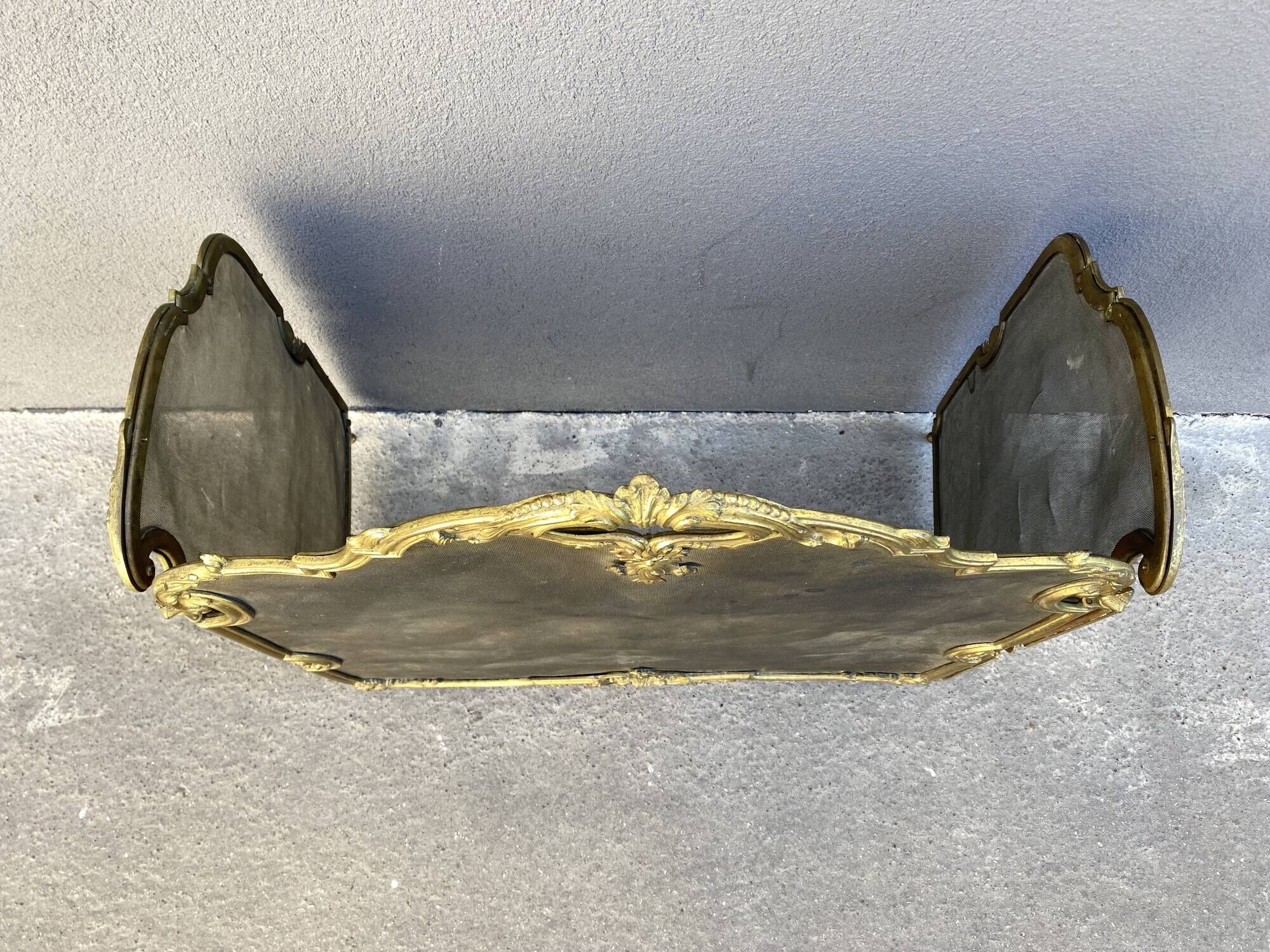 19th century fireplace fire guard by Bouhon Frères in bronze, French spark guard 1880