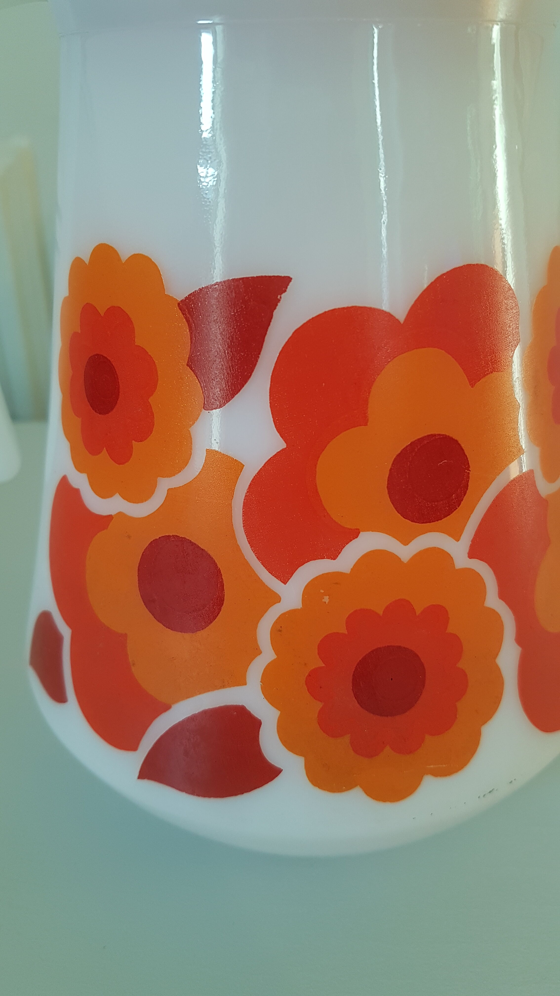 Pitcher Arcopal Lotus