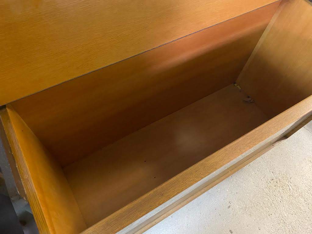 The 1960s vintage Dresser