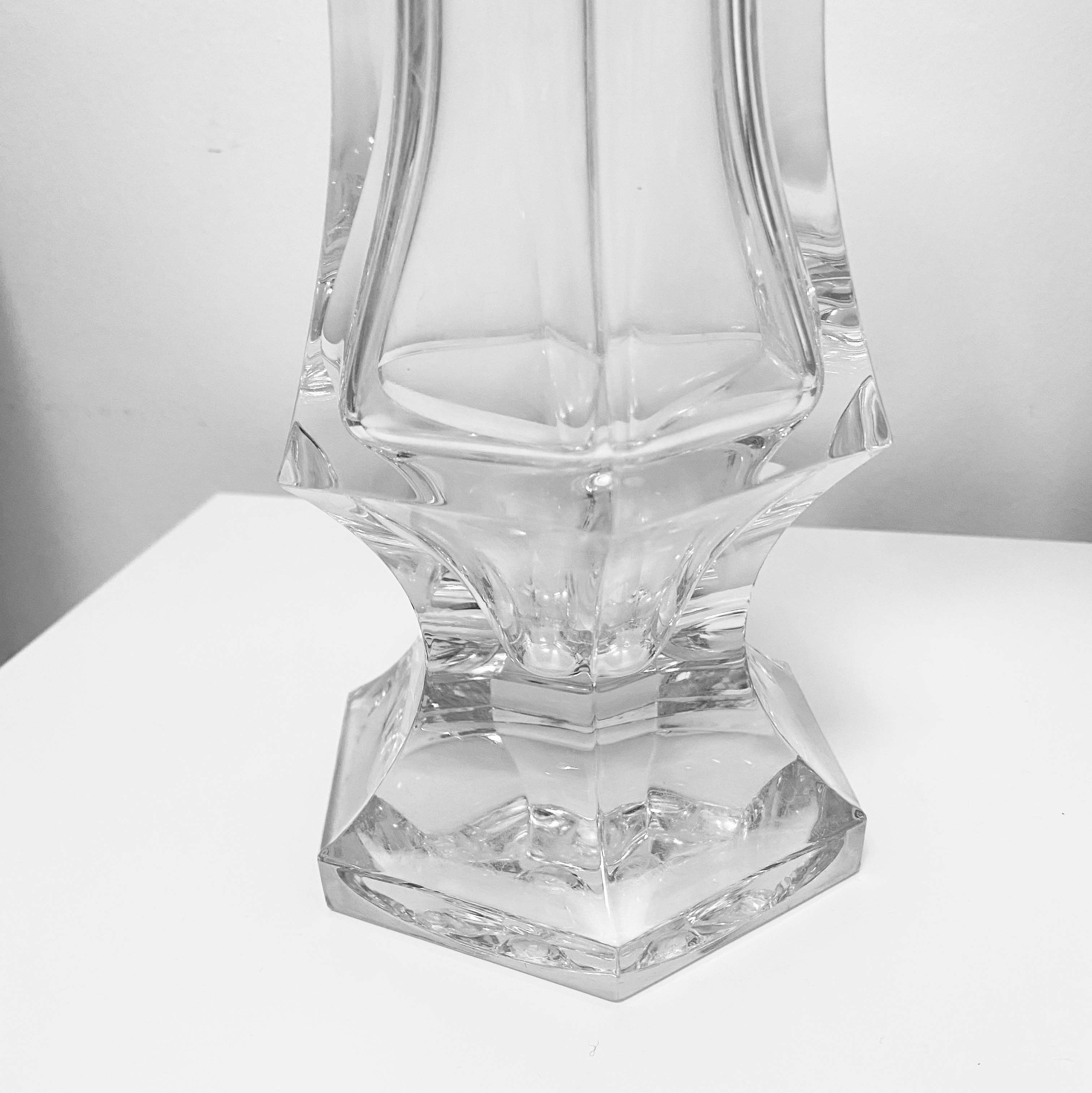 Crystal glass vase