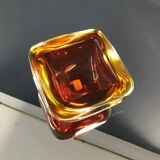 Cendrier en verre de Murano "ROUGE-ORANGE" en forme de coquillage, Murano, Italie, années 1970
