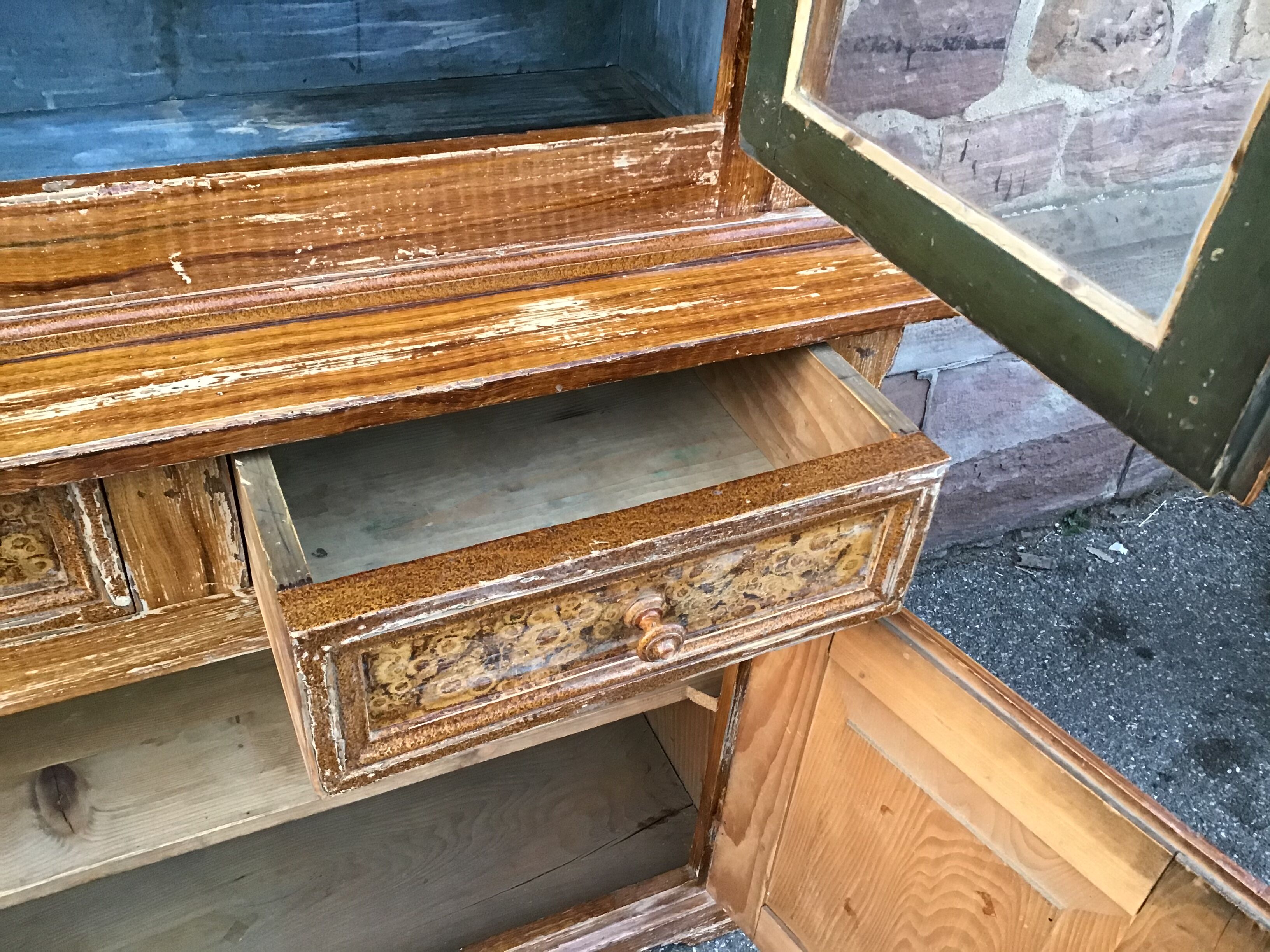 Buffet 2 corps sapin Alsace cottage 1920
