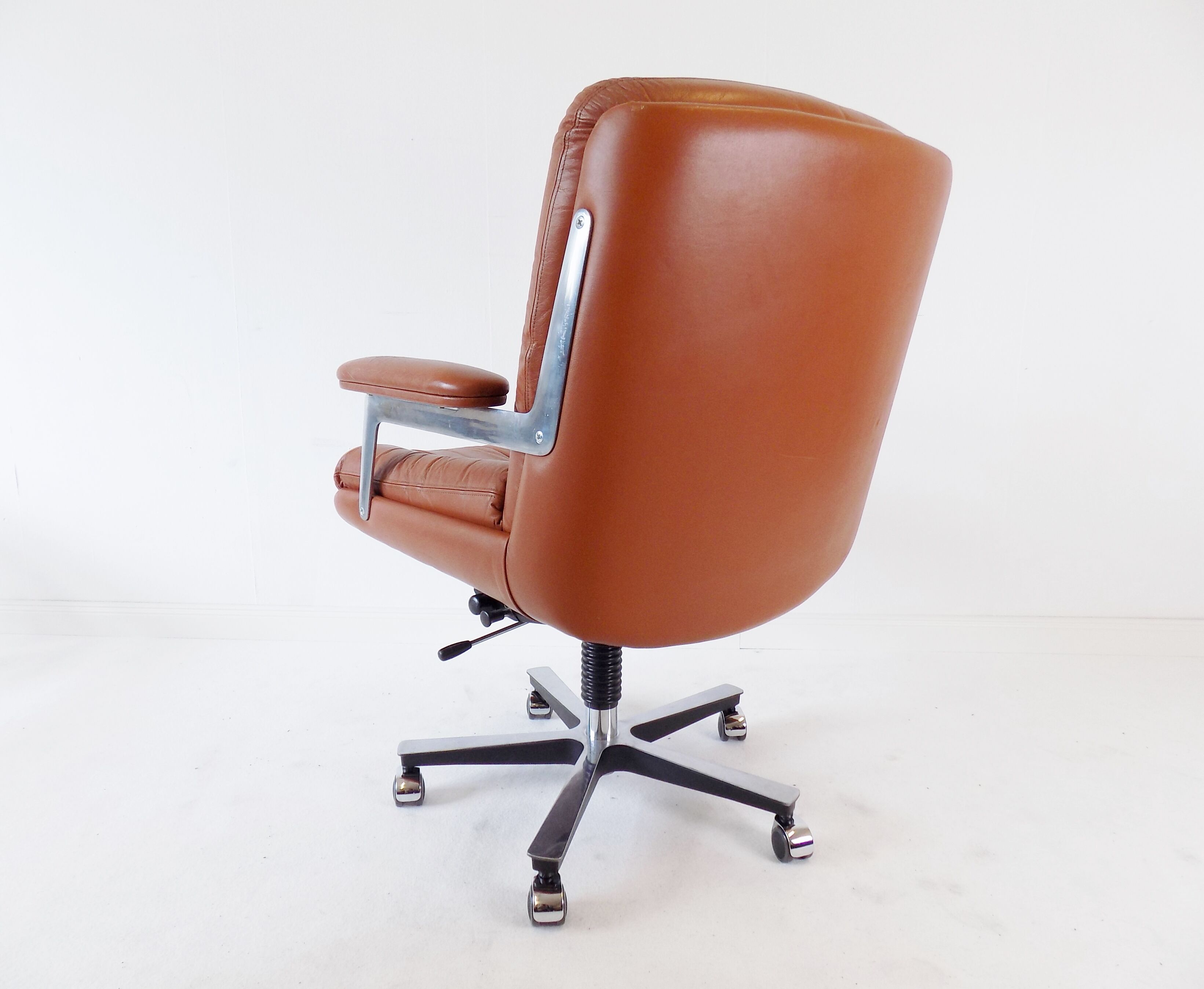 Ring Mekanikk leather office armchair 60's