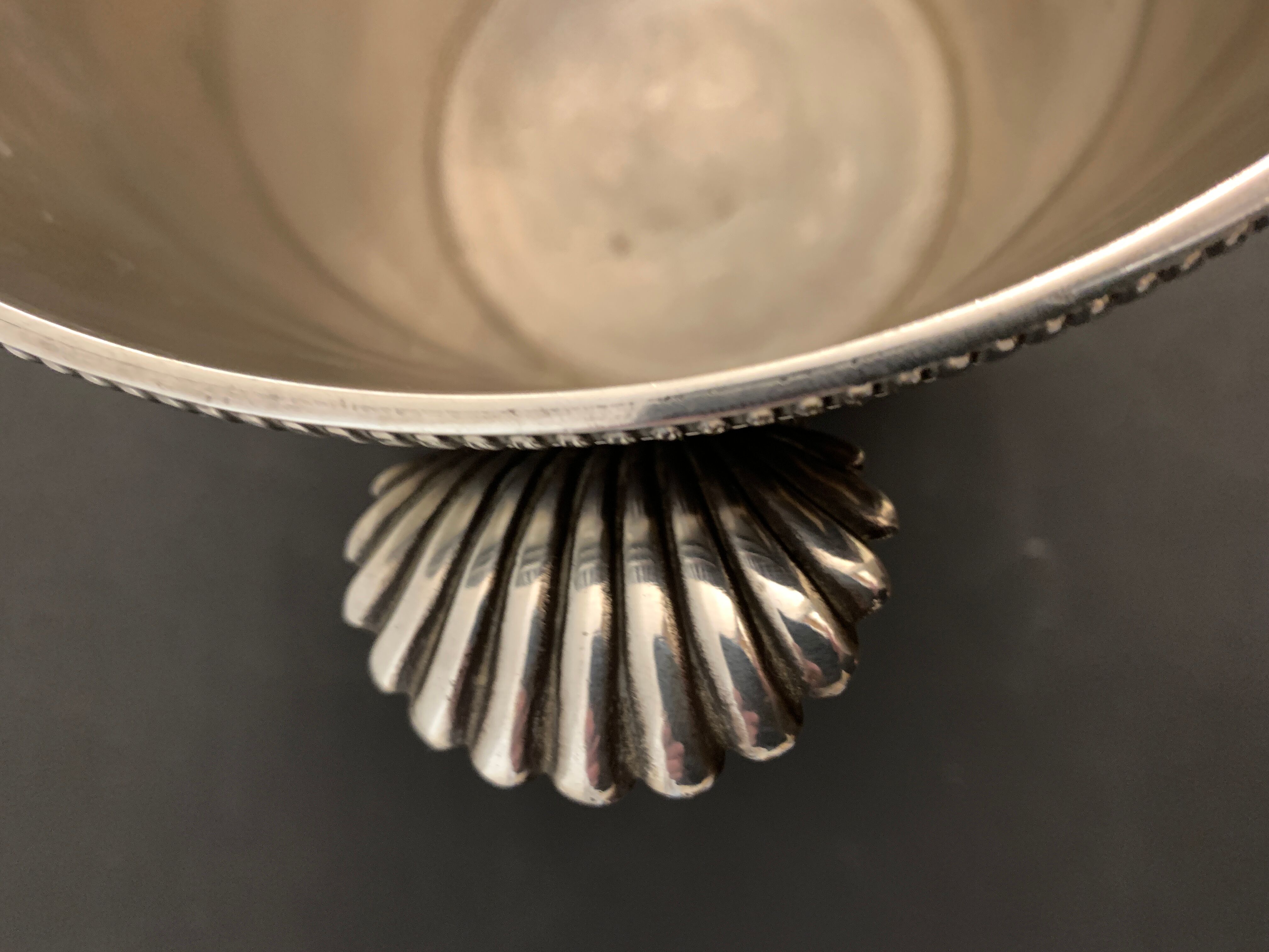 Pearl silver metal champagne bucket, shells or shells