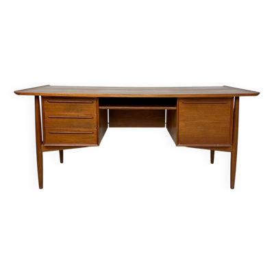 Bureau d'écriture vintage danois en teck des années 1960 par Arne Vodder pour H.P. Hansen