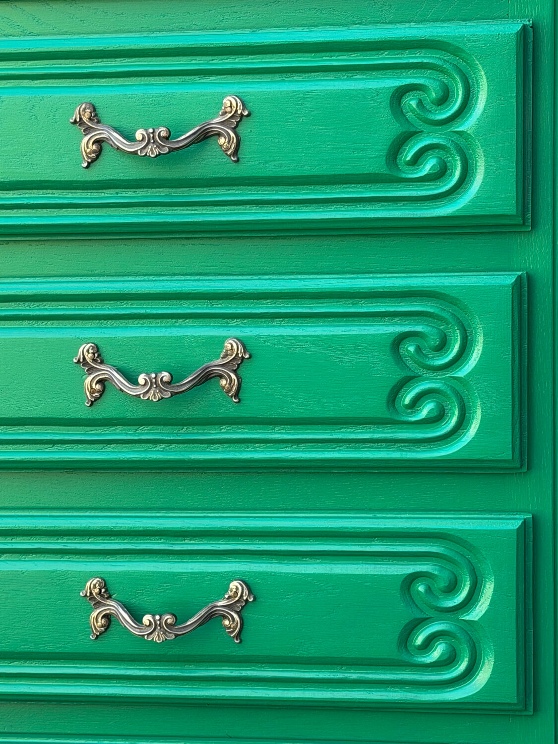 Vintage green oak chest of drawers from the 1960s.