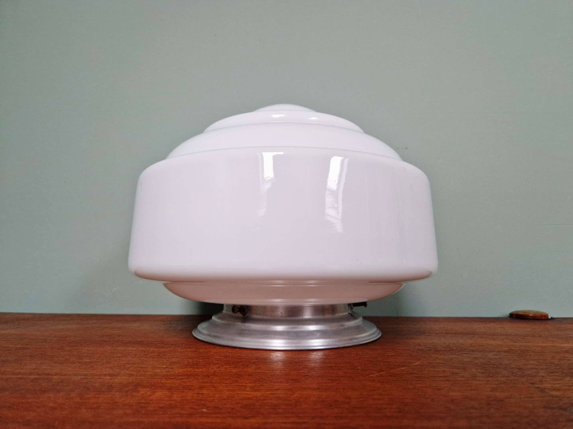 Plafonnier Art Déco en opaline blanche, années 1920-30