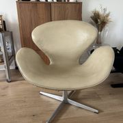 Swan Chair Arne Jacobsen first edition Fritz Hansen 1960s