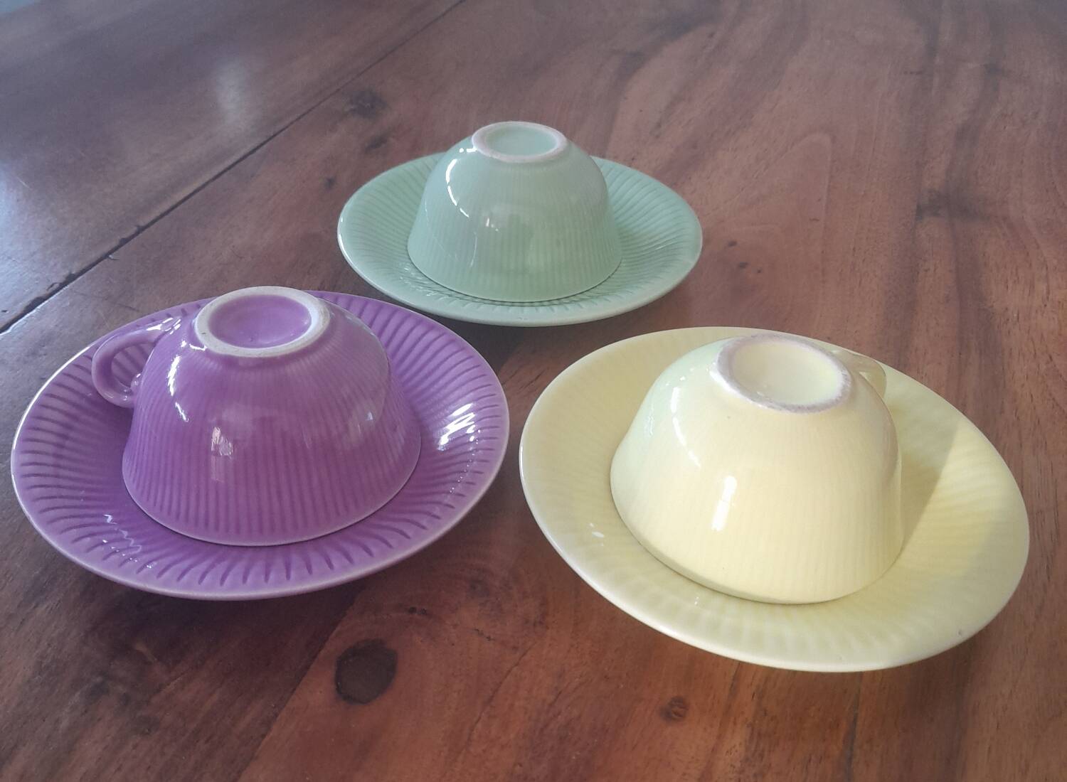 Salins earthenware cups