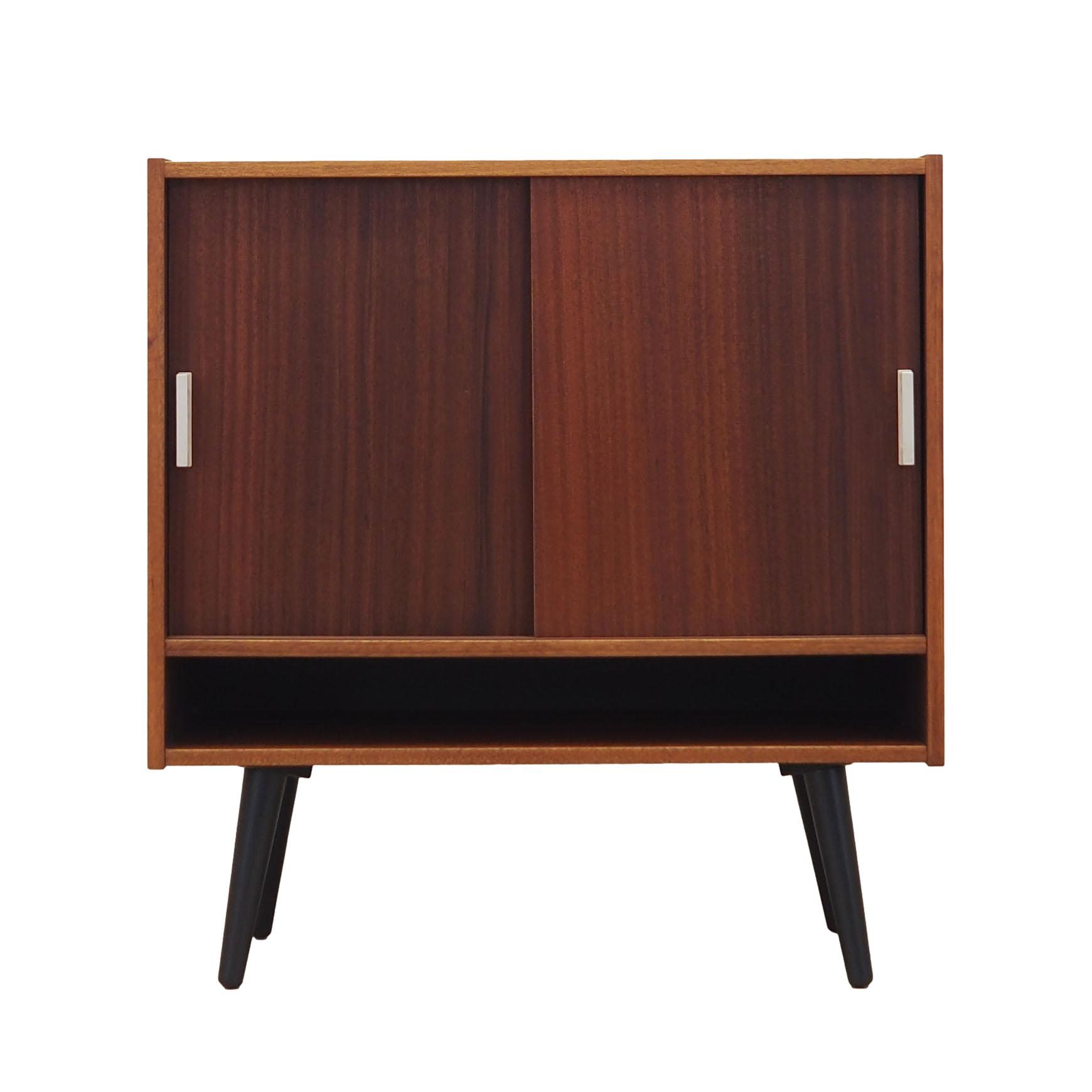 Armoire en acajou, design danois, années 1970, fabriquée au Danemark