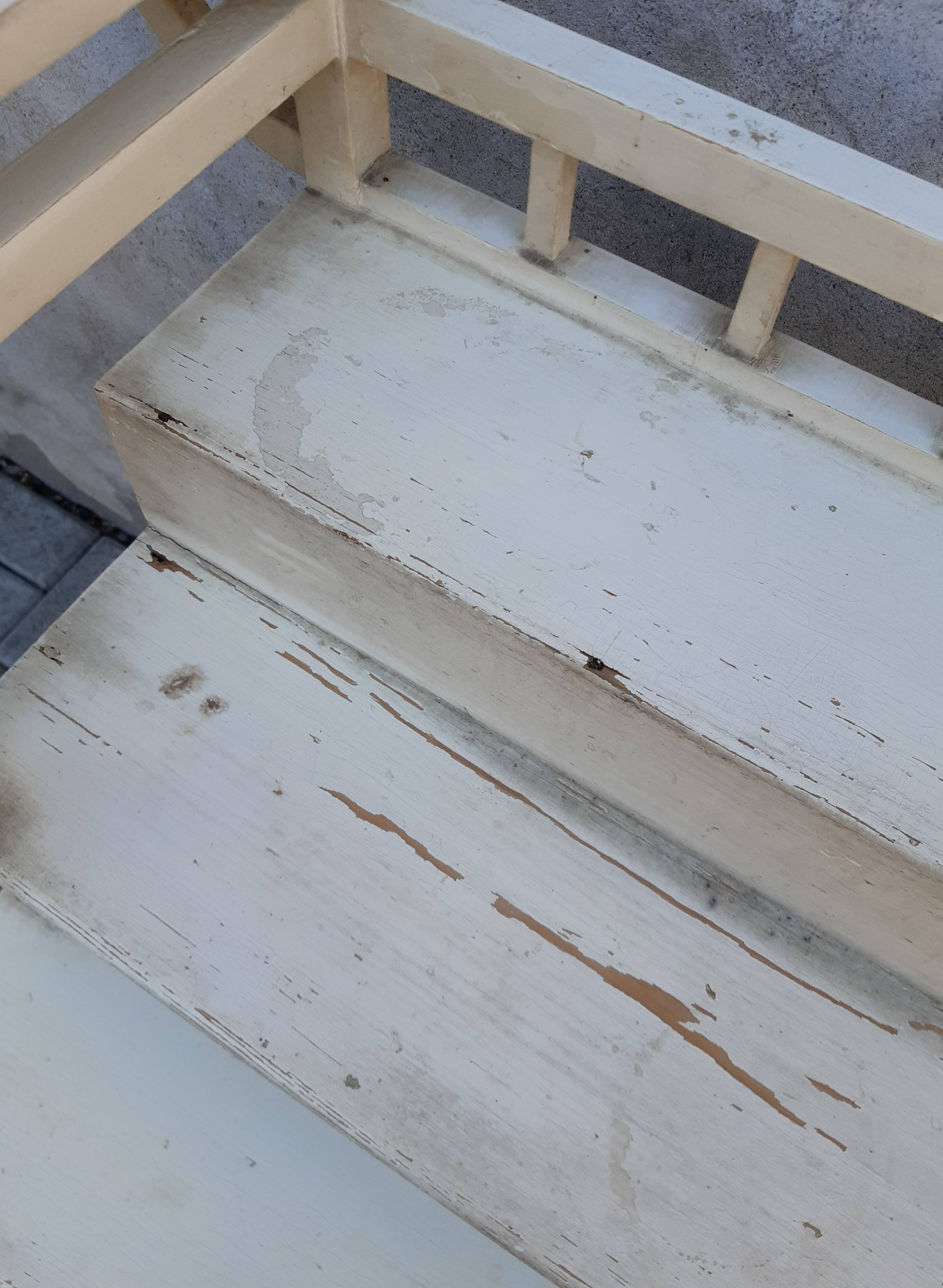 Porte plante art déco en bois