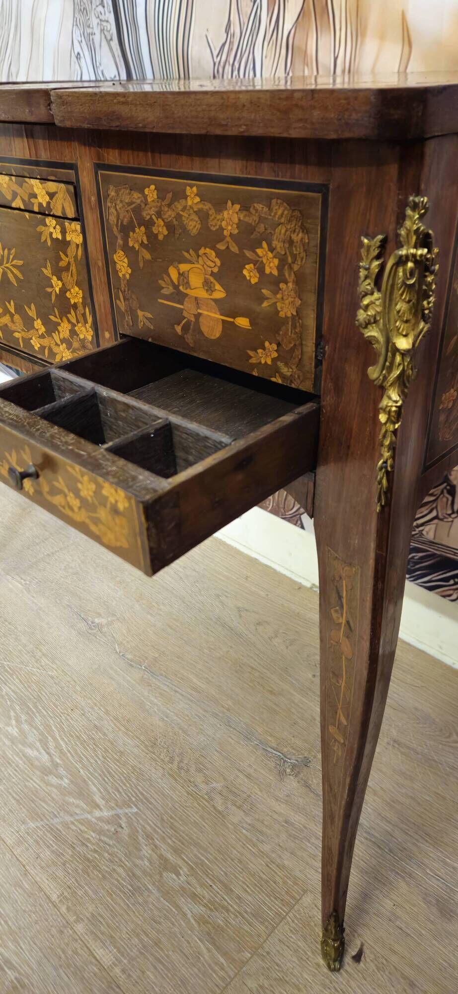 Powdered marquetry, French work from the Louis XV Transition period.