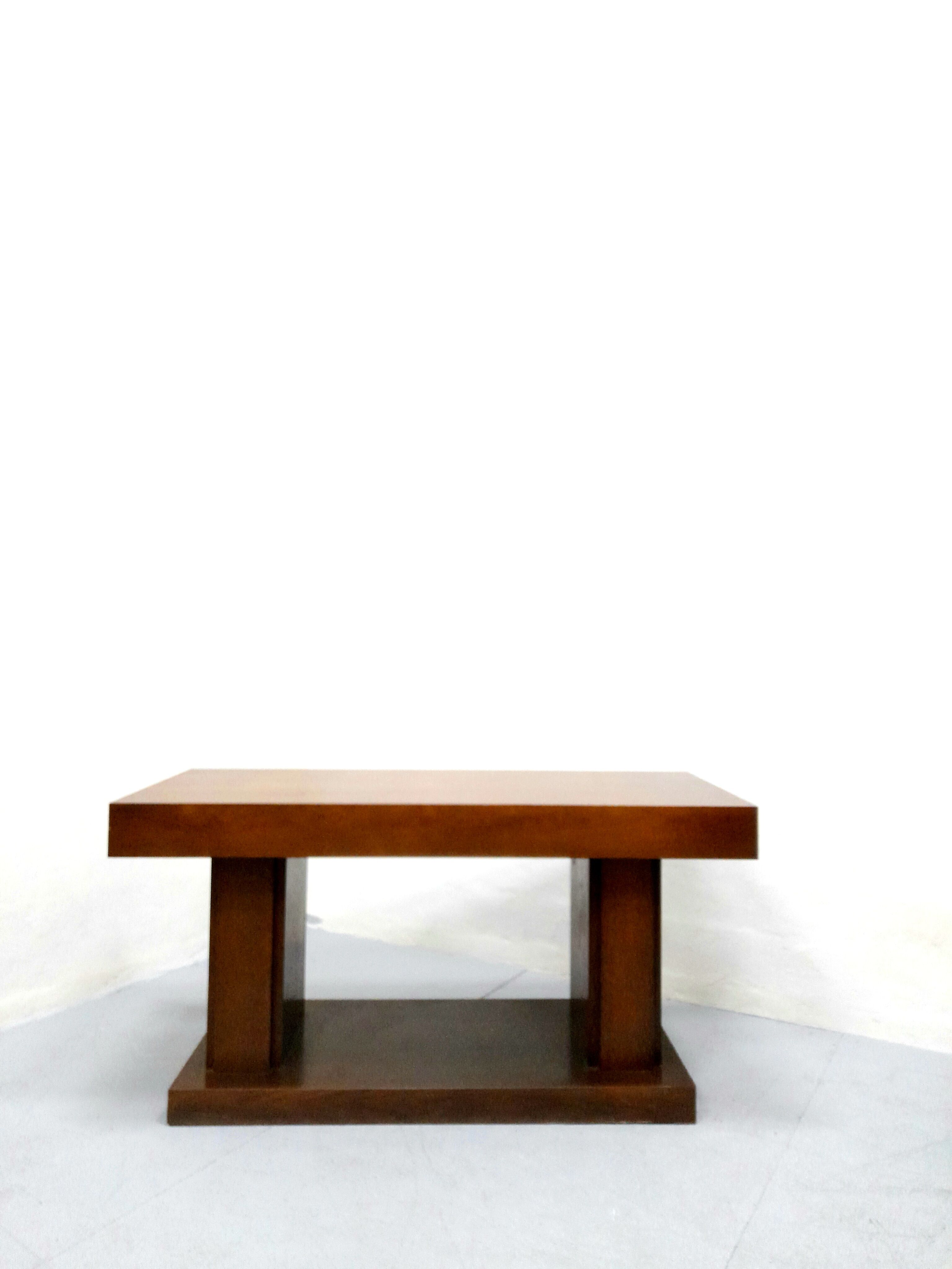 Console, in brown oak veneer, french work of the 50s