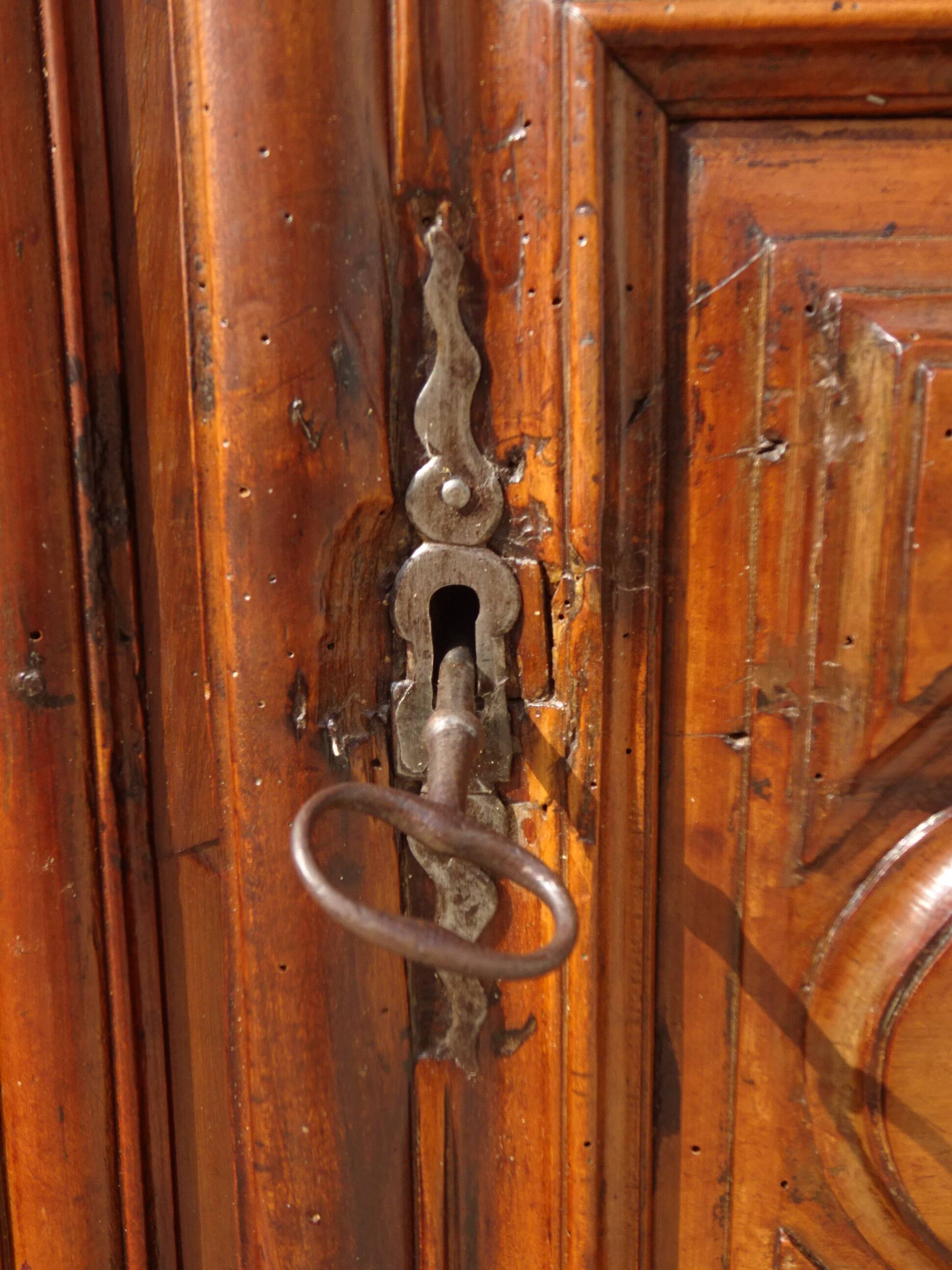 Antique Louis XIII wardrobe in solid walnut
