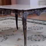 Table basse en bronze et plateau de marbre
