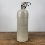 Bouteille en grés
