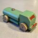 Camion citerne en bois, jouet ancien