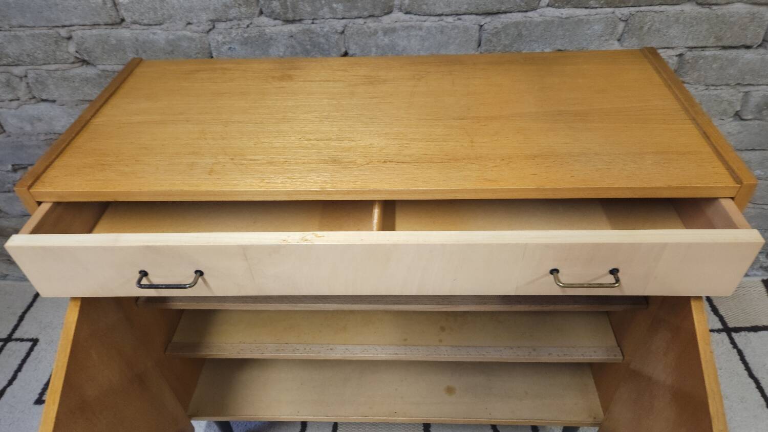 Small cabinet with 1 drawer and 2 doors, circa 1960