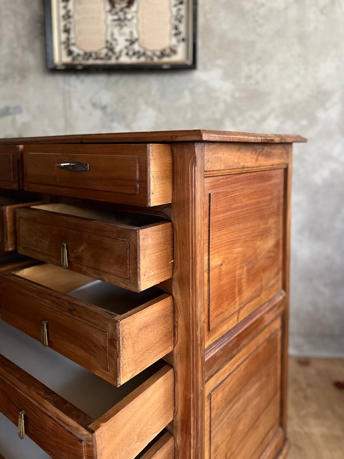 Old chest of drawers