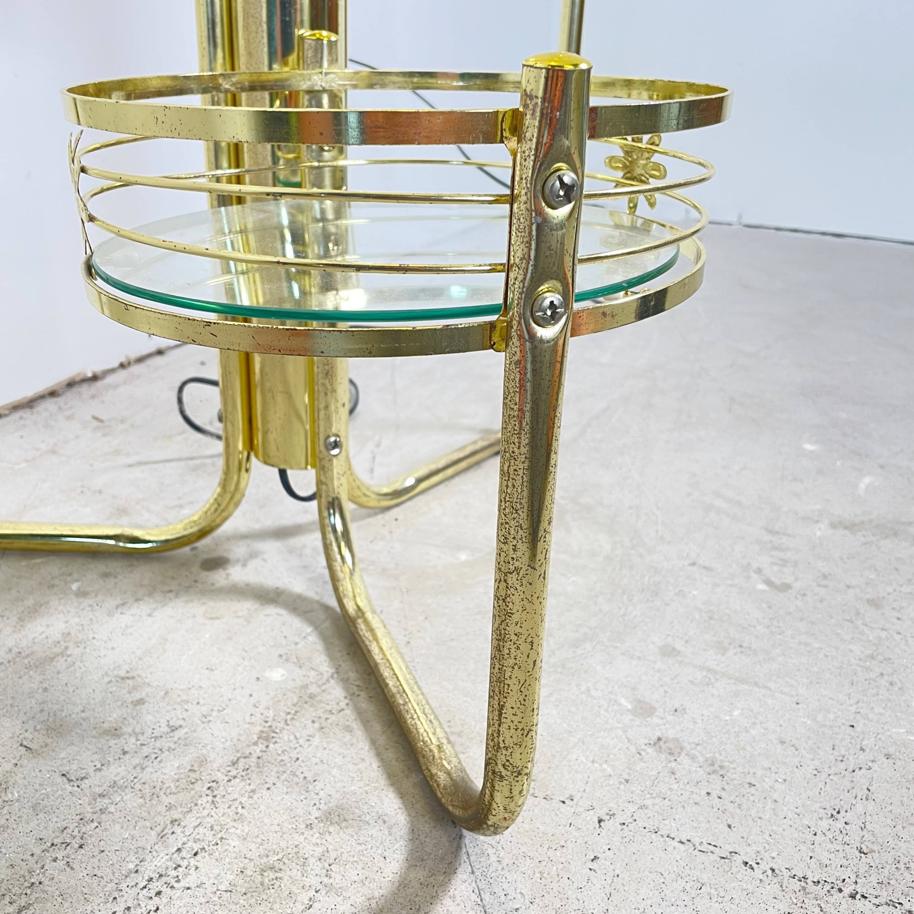 Golden lotus lamp with 3 levels