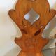 Chaises en bois pin montagnard