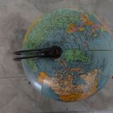 Globe terrestre vintage Girard er Barrère années 60