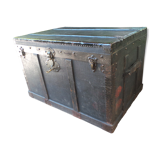 Safe travel vintage trunk