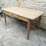 Farmhouse table