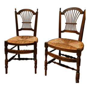 Set de deux chaises paillées