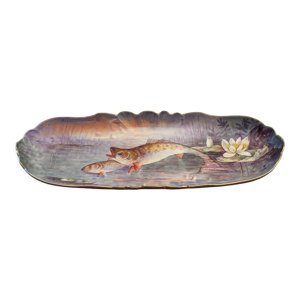 Plat en porcelaine de