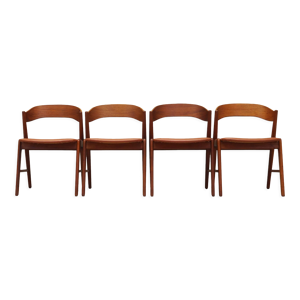 ensemble de quatre chaises