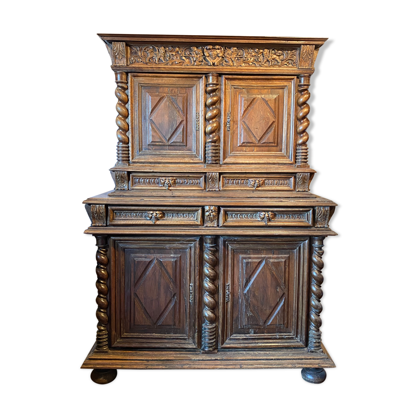 Louis XIII slimmed-down buffet