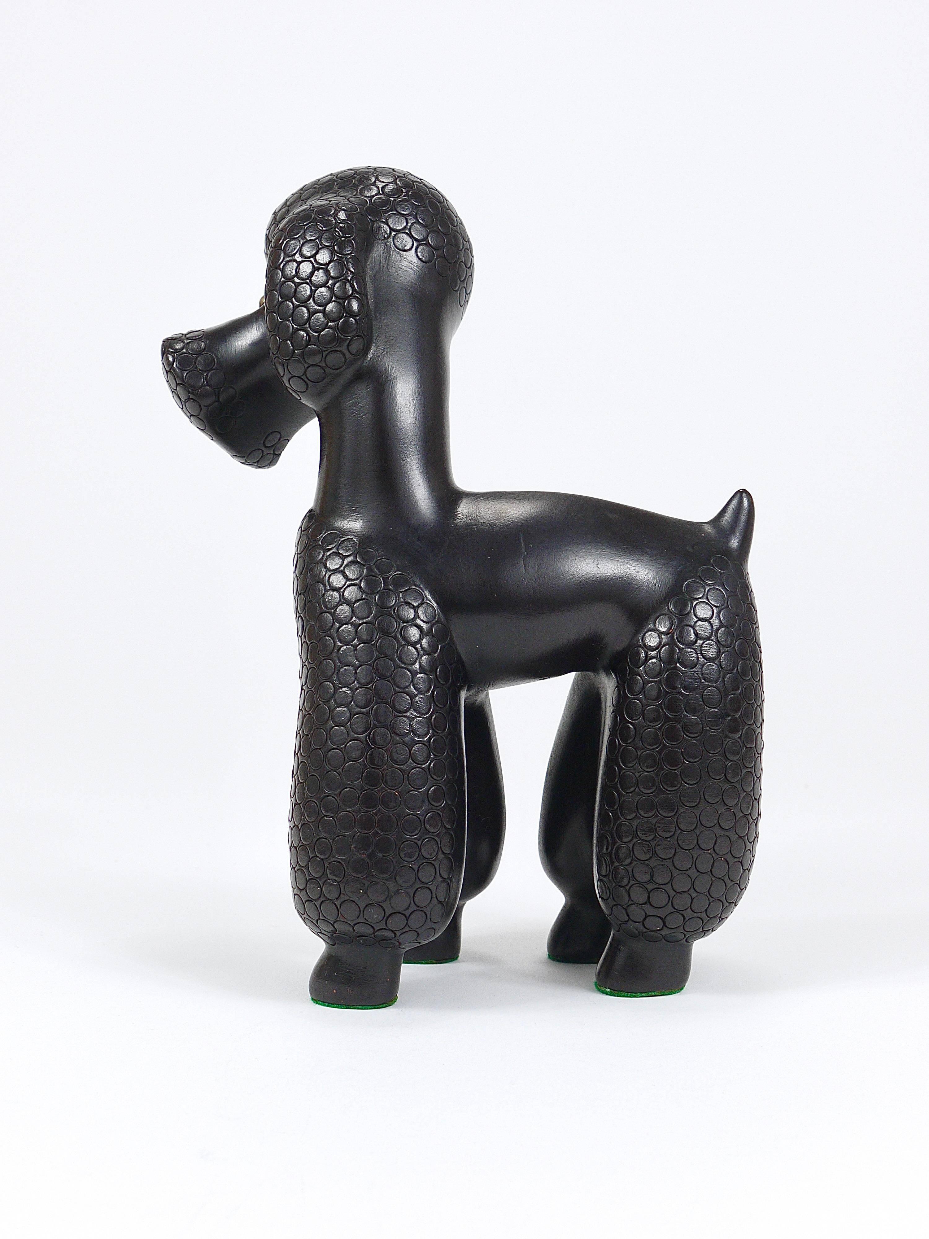 Charming figurine sculpture of a poodle dog by Leopold Anzengruber, Austria, 1950s.