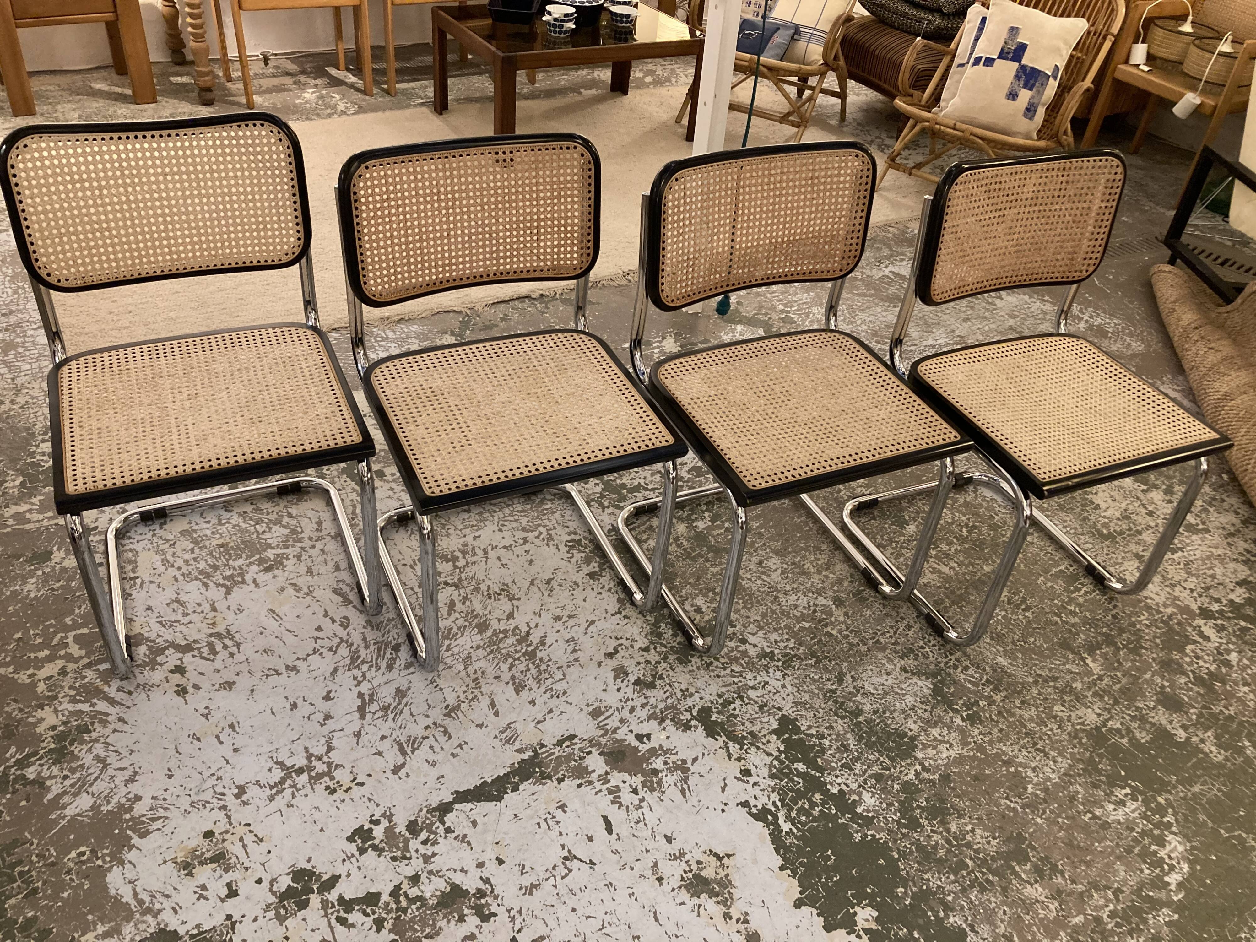 Series of 4 chairs B32 Cesca de Breuer