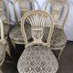 5 chaises en bois laqué blanc style Louis XVI