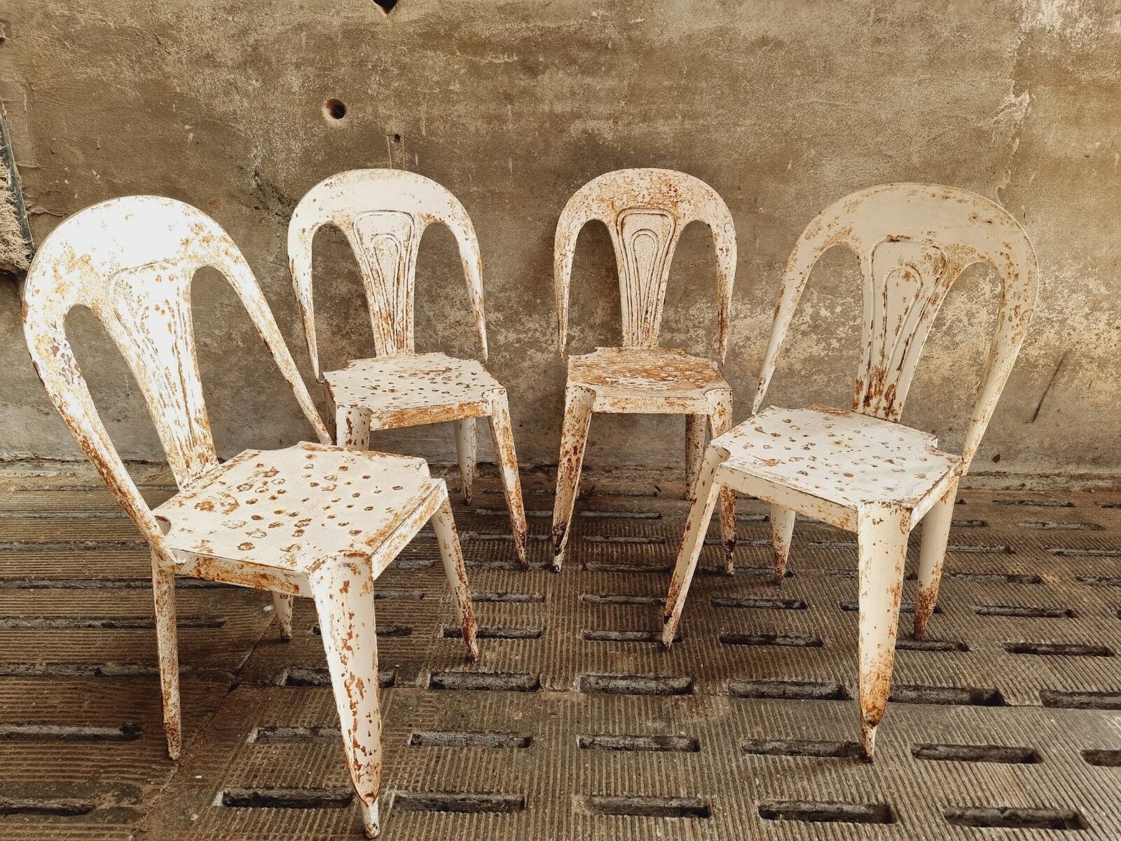 Industrial chairs Tolix