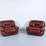 Pair of Sapporo leather armchairs from the 1970s, by Mobil Girgi.