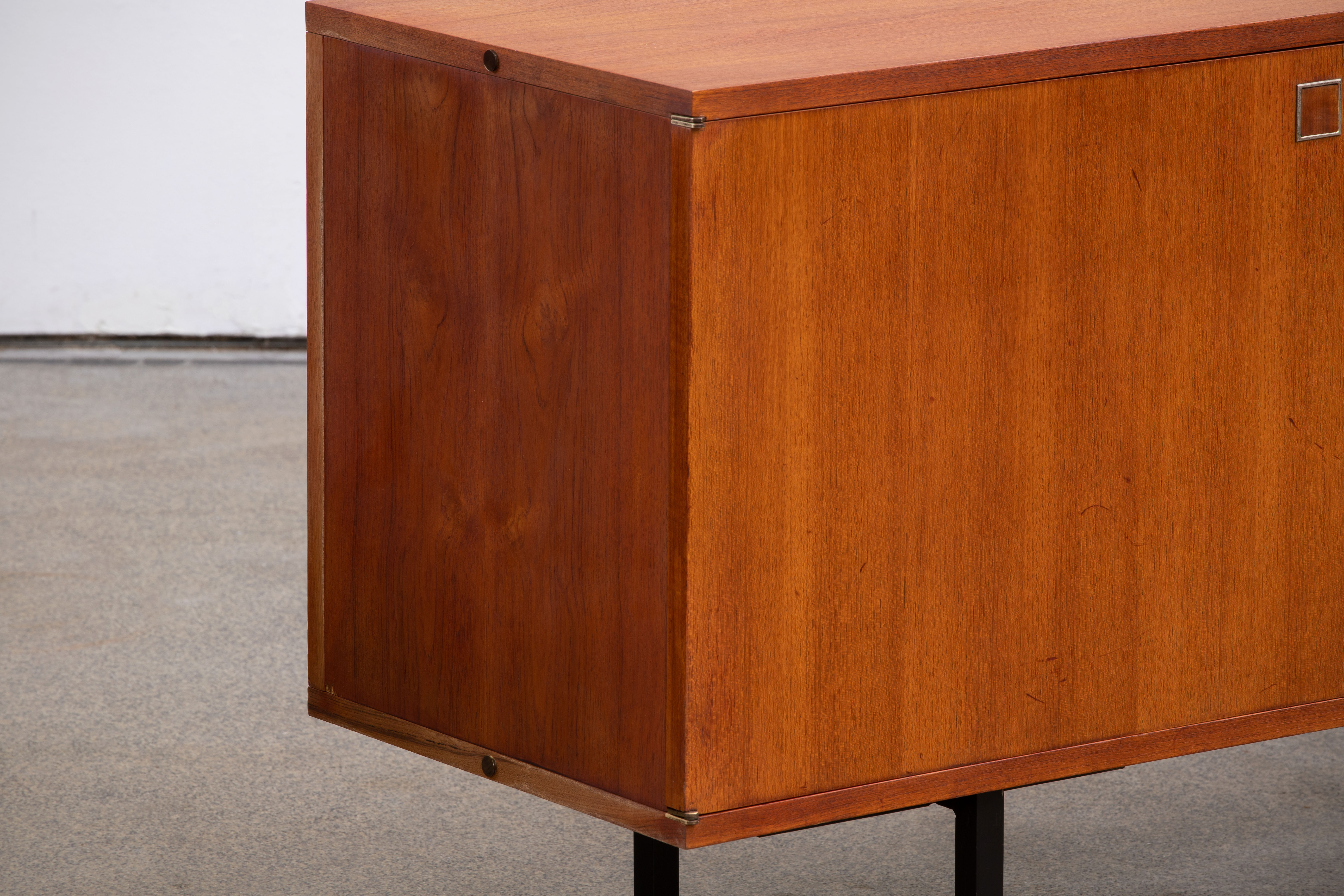 Scandinavian sideboard 300 cm