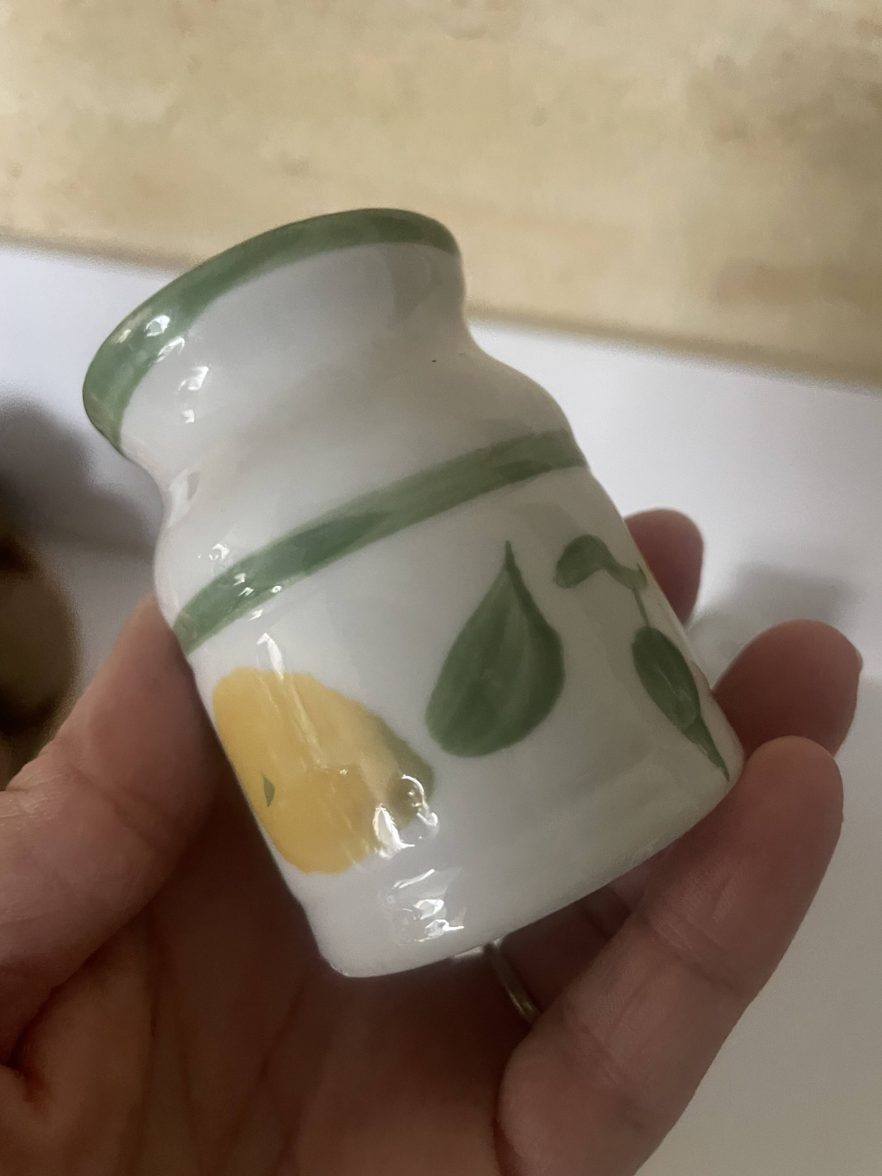 LBP salt and pepper shakers with lemons