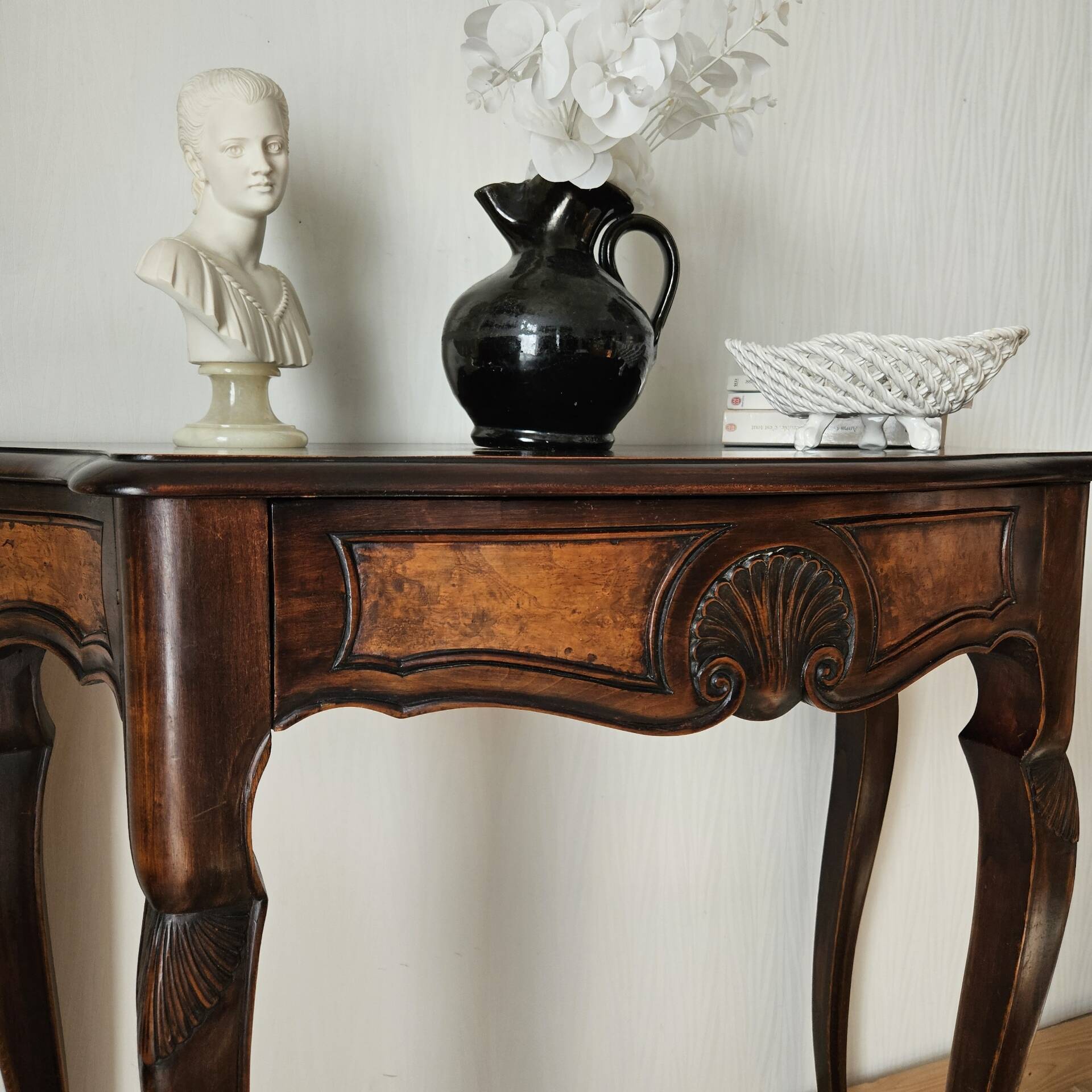 Louis XV console style 20th century