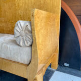 Neo classic bench