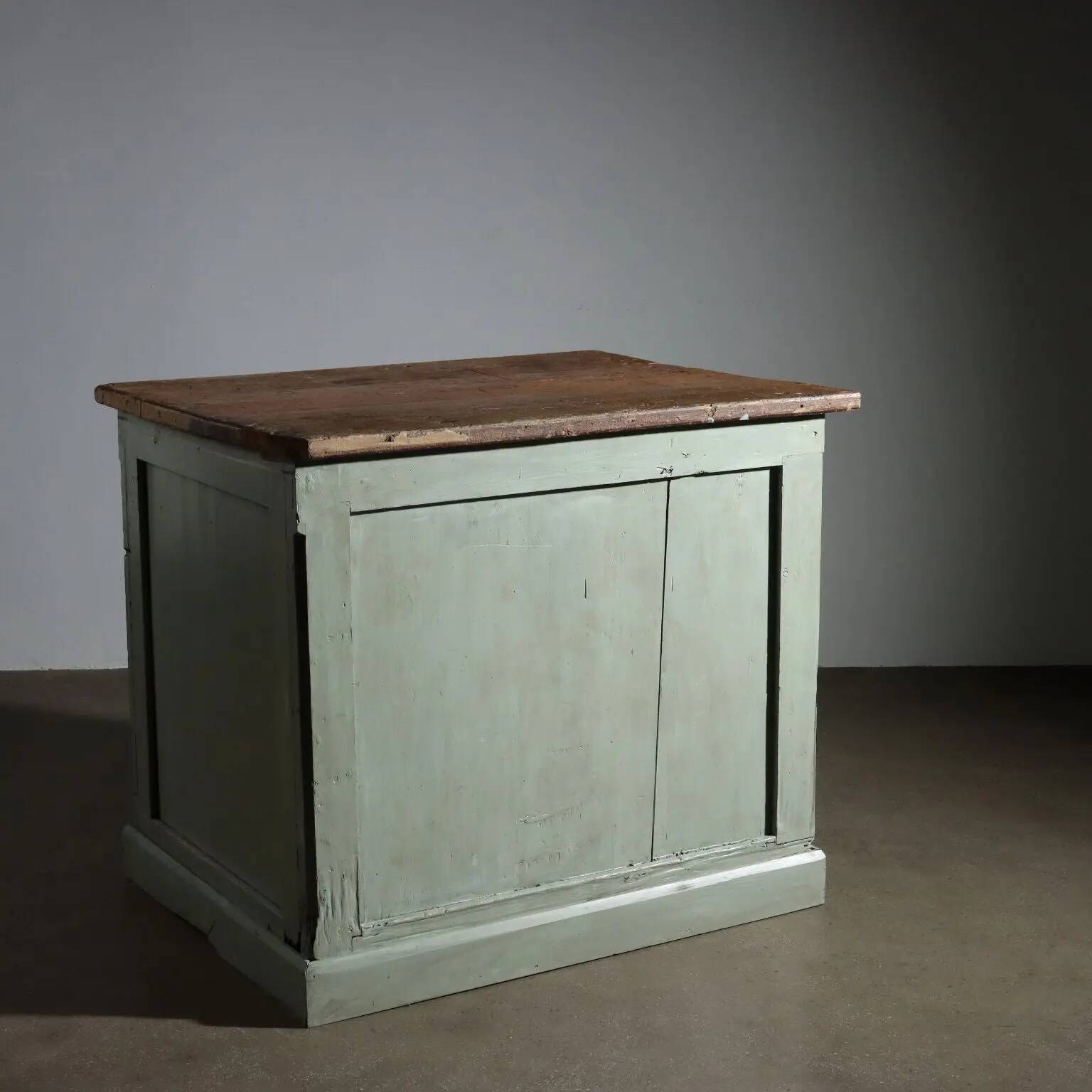 Commode vintage style industriel en sapin émaillé XX Century