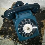Duck blue dial phone