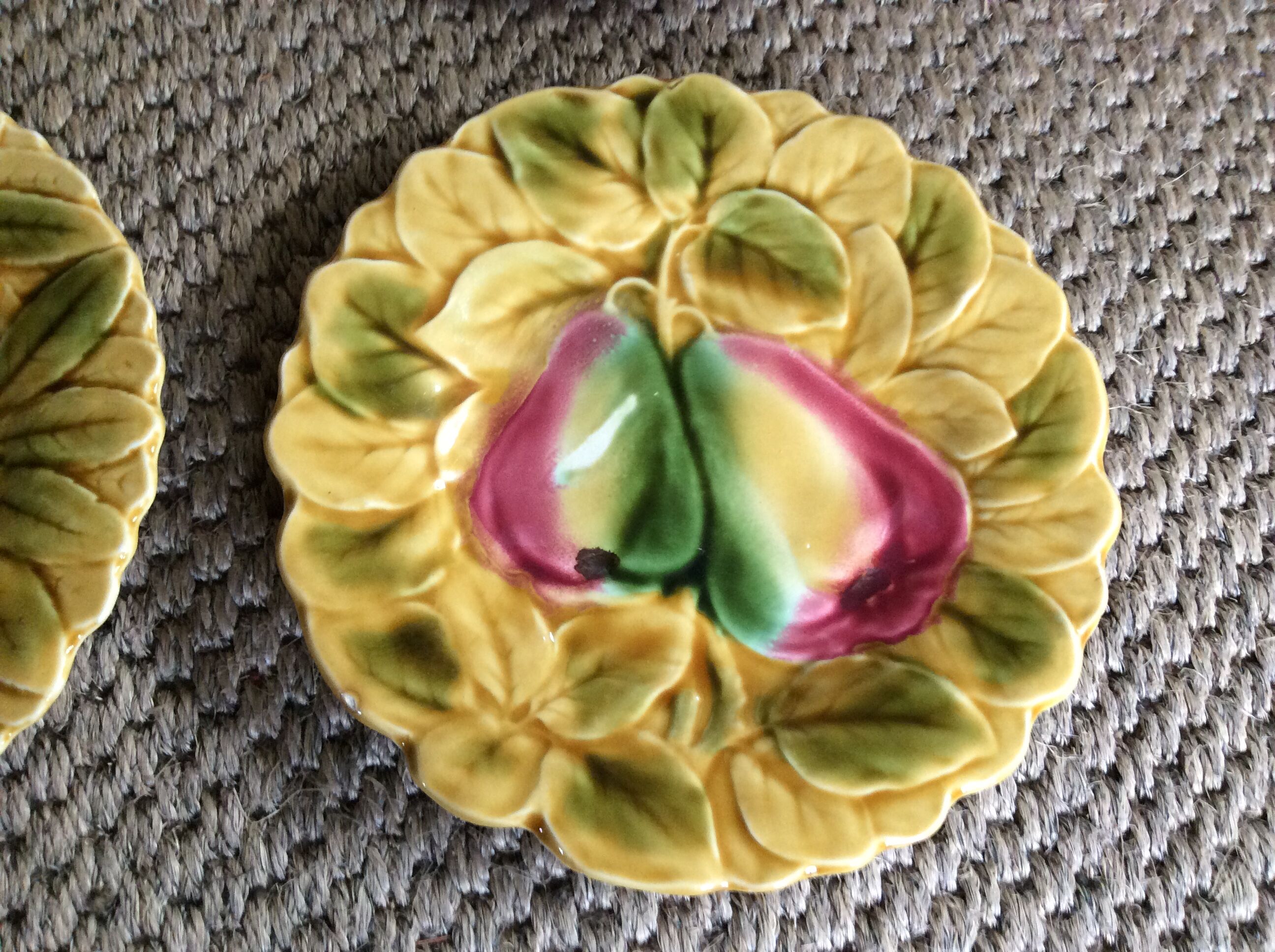 Series of 7 dessert plates