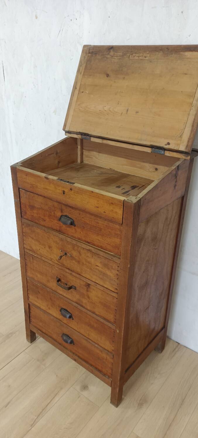 Printer's workshop furniture