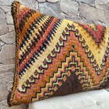 Vintage Berber Kilim cushion cover: Moroccan wool cushion