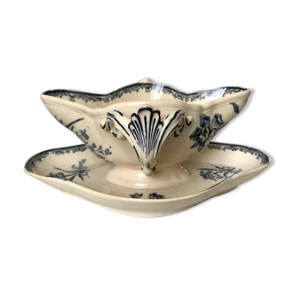 Gravy boat Terre de Fer Sarreguemines late nineteenth century