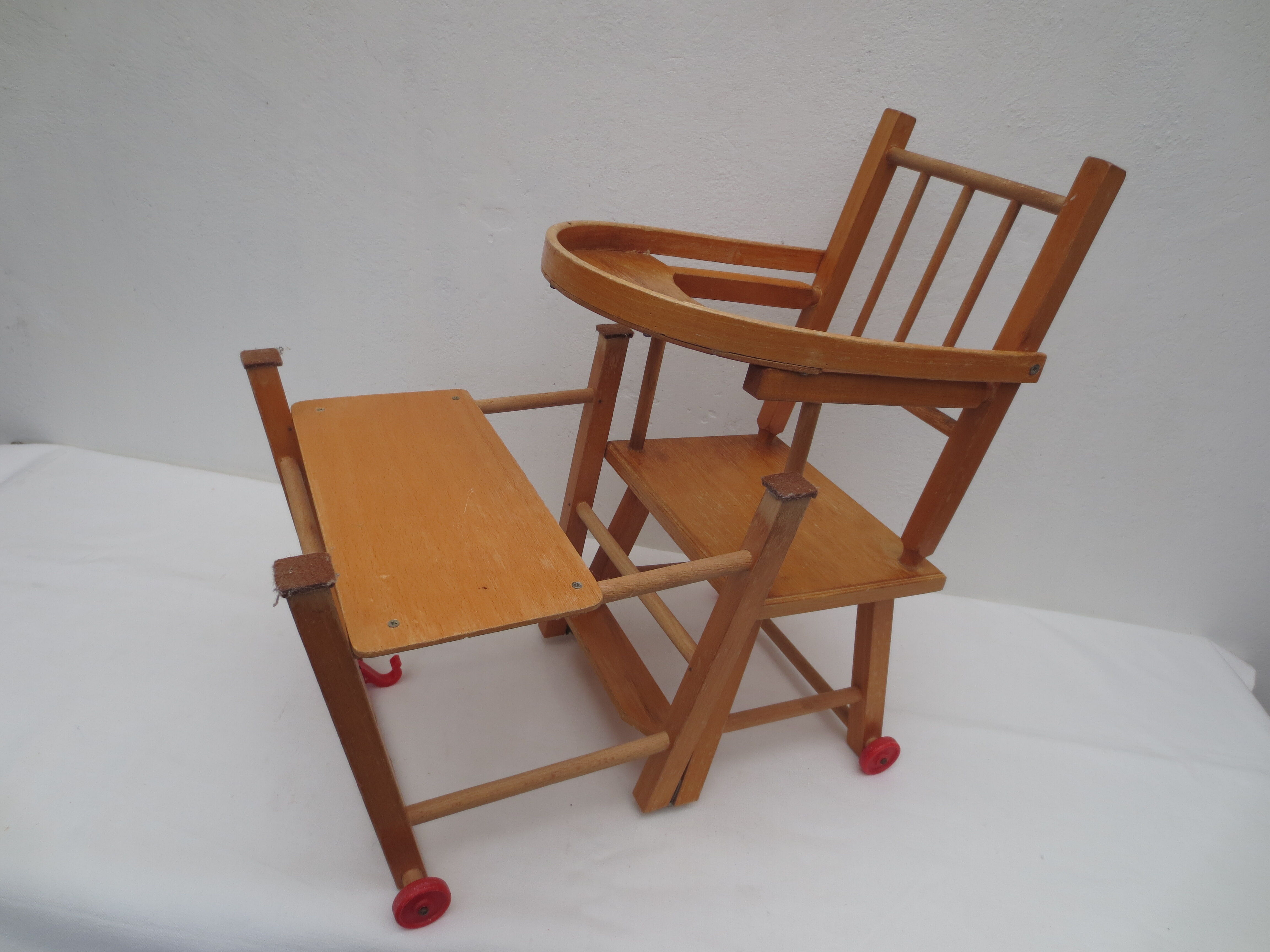 Old little doll high chair