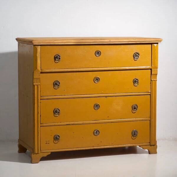 Large antique four-drawer chest (circa 1920)