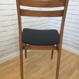 Lot of 2 Scandinavian chairs